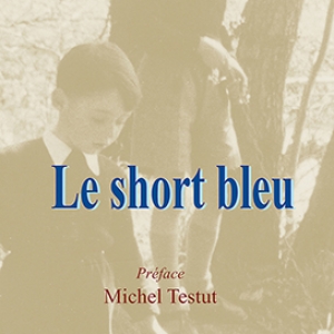 Le short bleu